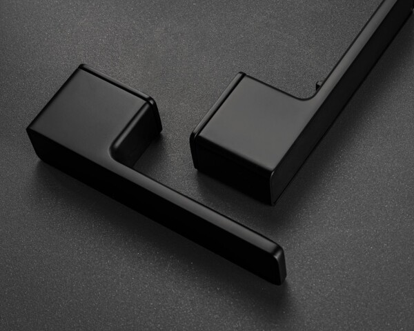 Nový trend v interiéru: minimalistické kliky bez rozet