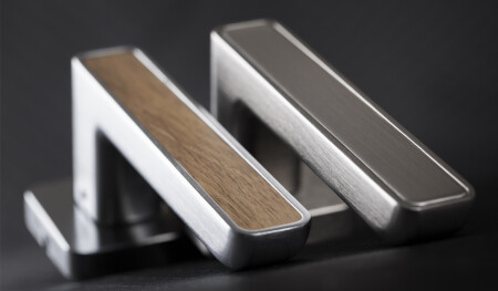 Dveřní kování TWIN INNER P 660 s výplní ABS (XR)